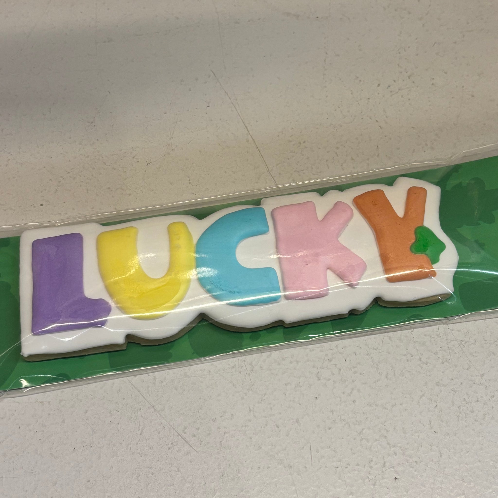 Lucky Plaque Tall Cookie