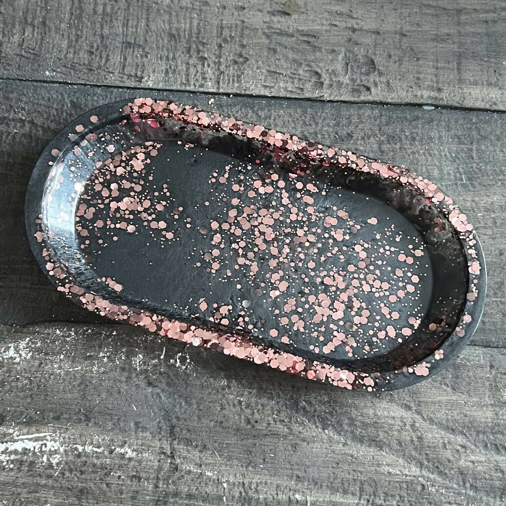 Oval Trinket Tray, resin – handmadesaskyxe