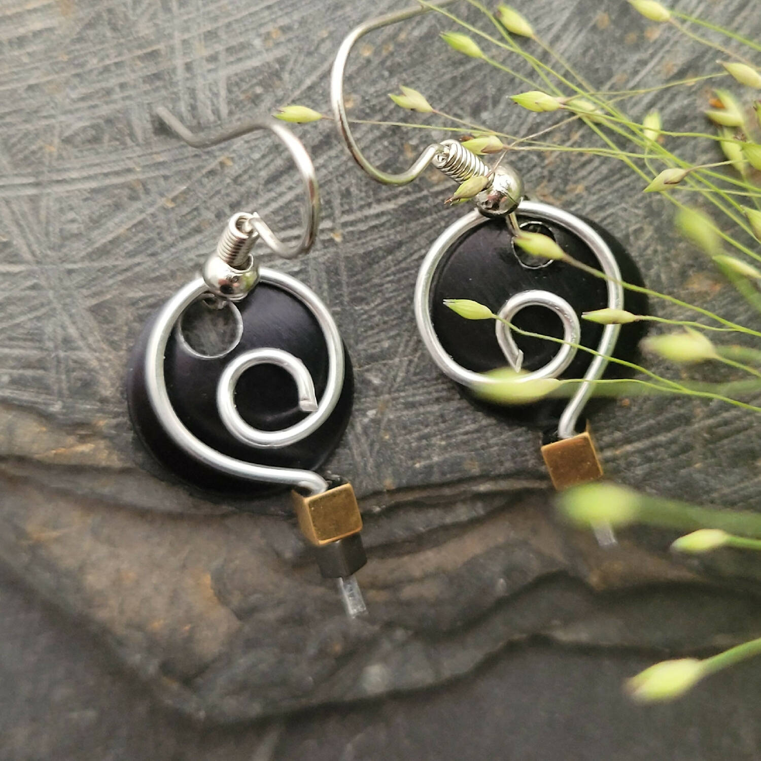 Spiral Earrings - Black