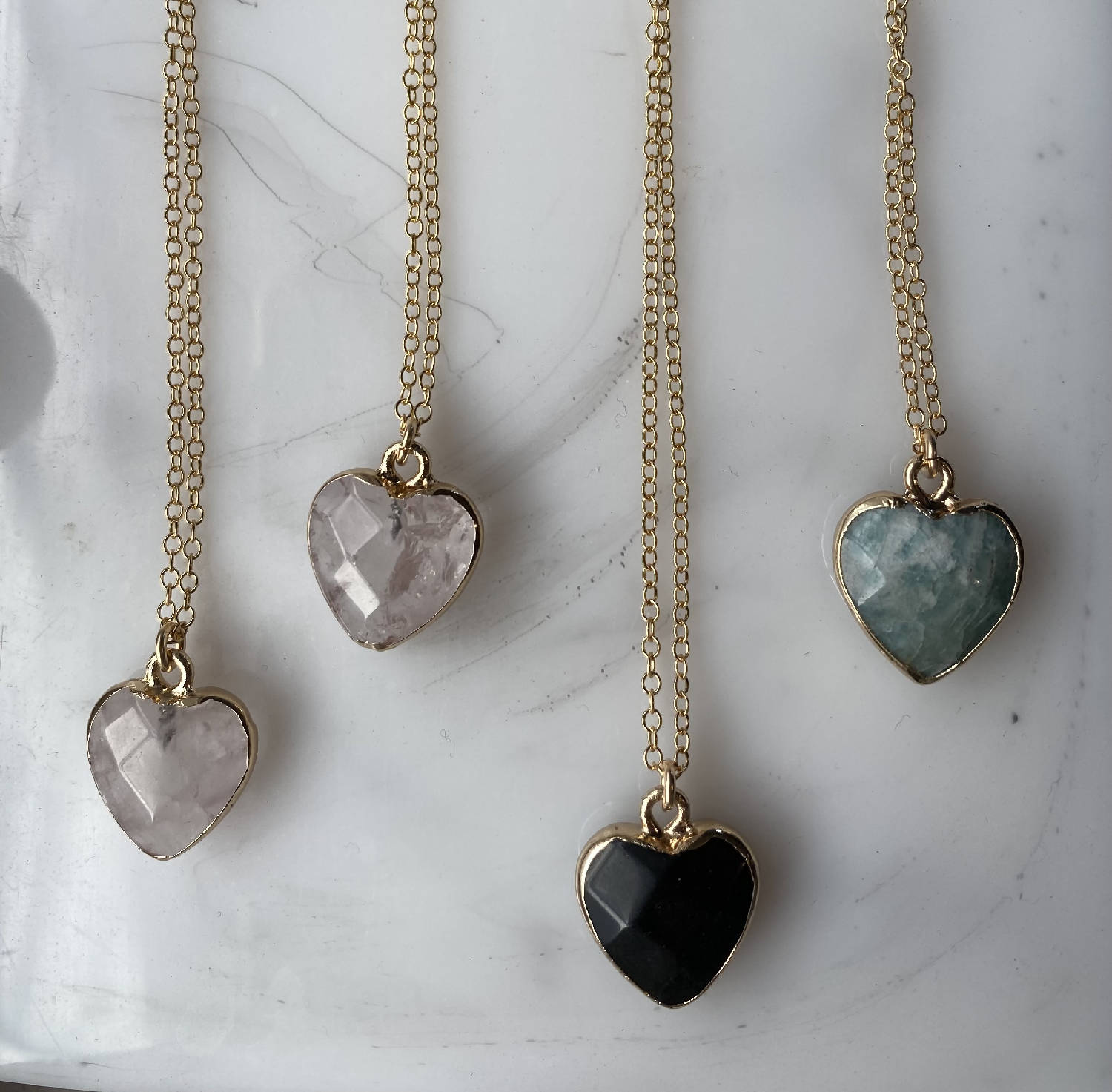 Heart pendant necklace